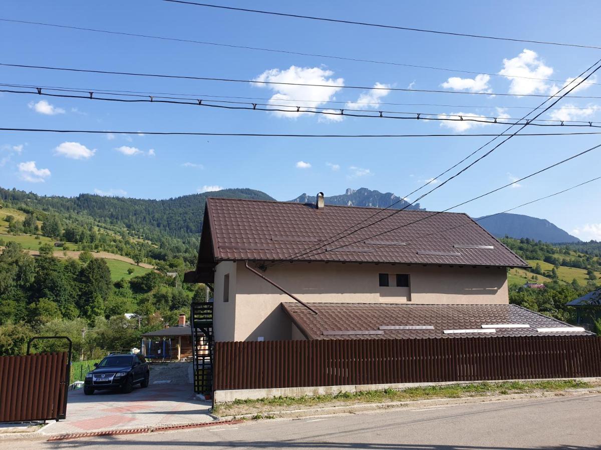 Casa Tucan Ceahlău Eksteriør billede